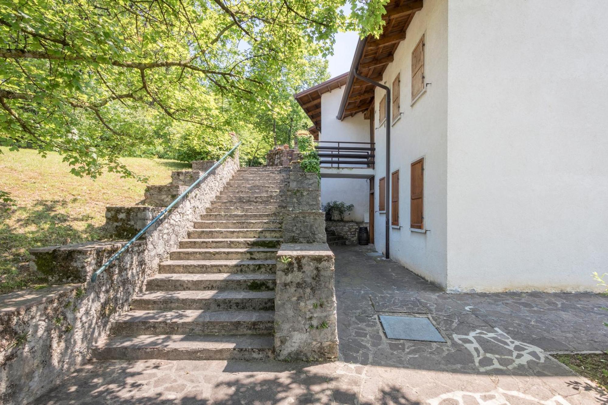 Апартаменты Casa Bella Vista Mit Balkon Сан-Дзено-ди-Монтанья Экстерьер фото